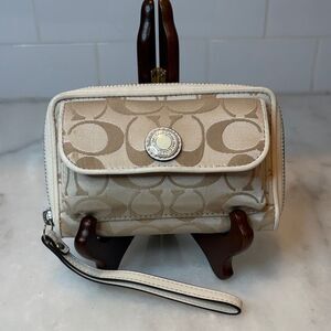 Coach Wallet Wristlet Ashley Signature Sateen Small Zip Compact Wallet